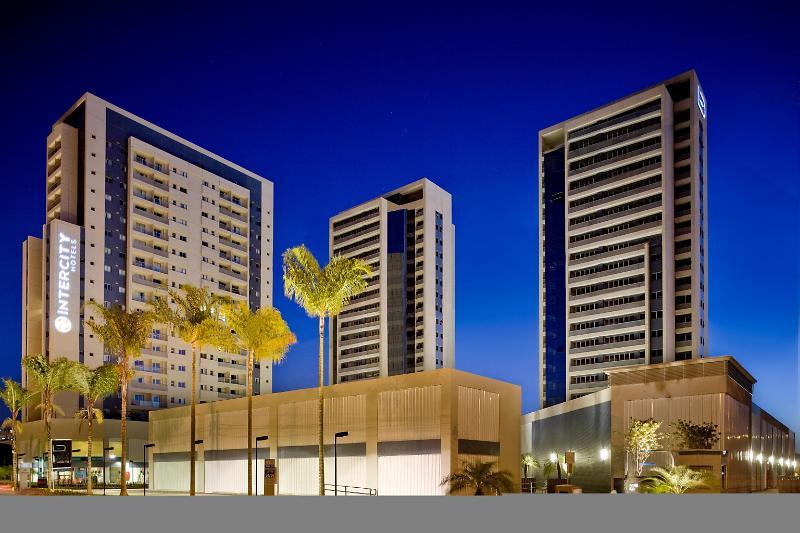 Intercity Brasilia Led Aguas Claras Hotel Eksteriør billede